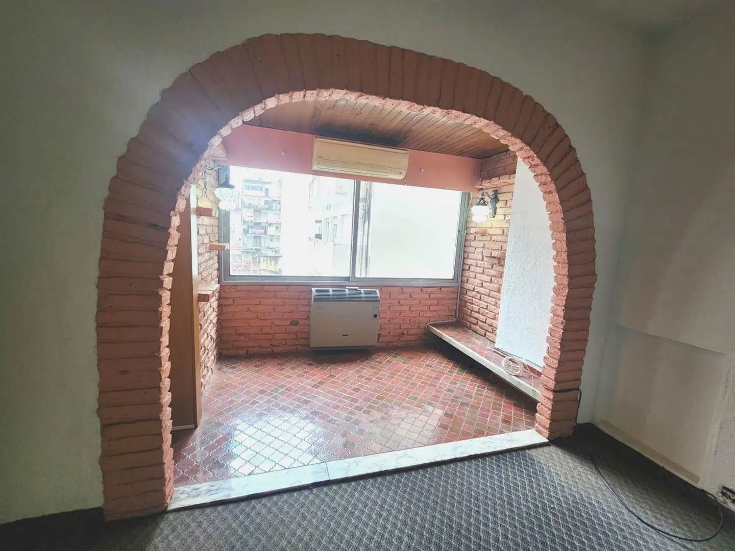 ONCE: Venta Semipiso de 3 ambientes con dependencia, balcón cubierto y baulera 5