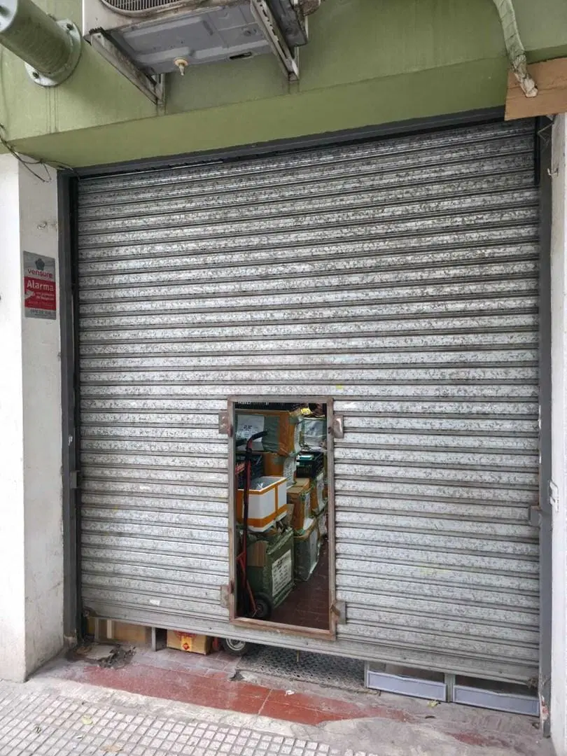 ONCE: LOCAL COMERCIAL EN ALQUILER EN EXCELENE ZONA - : Perón 2200 3