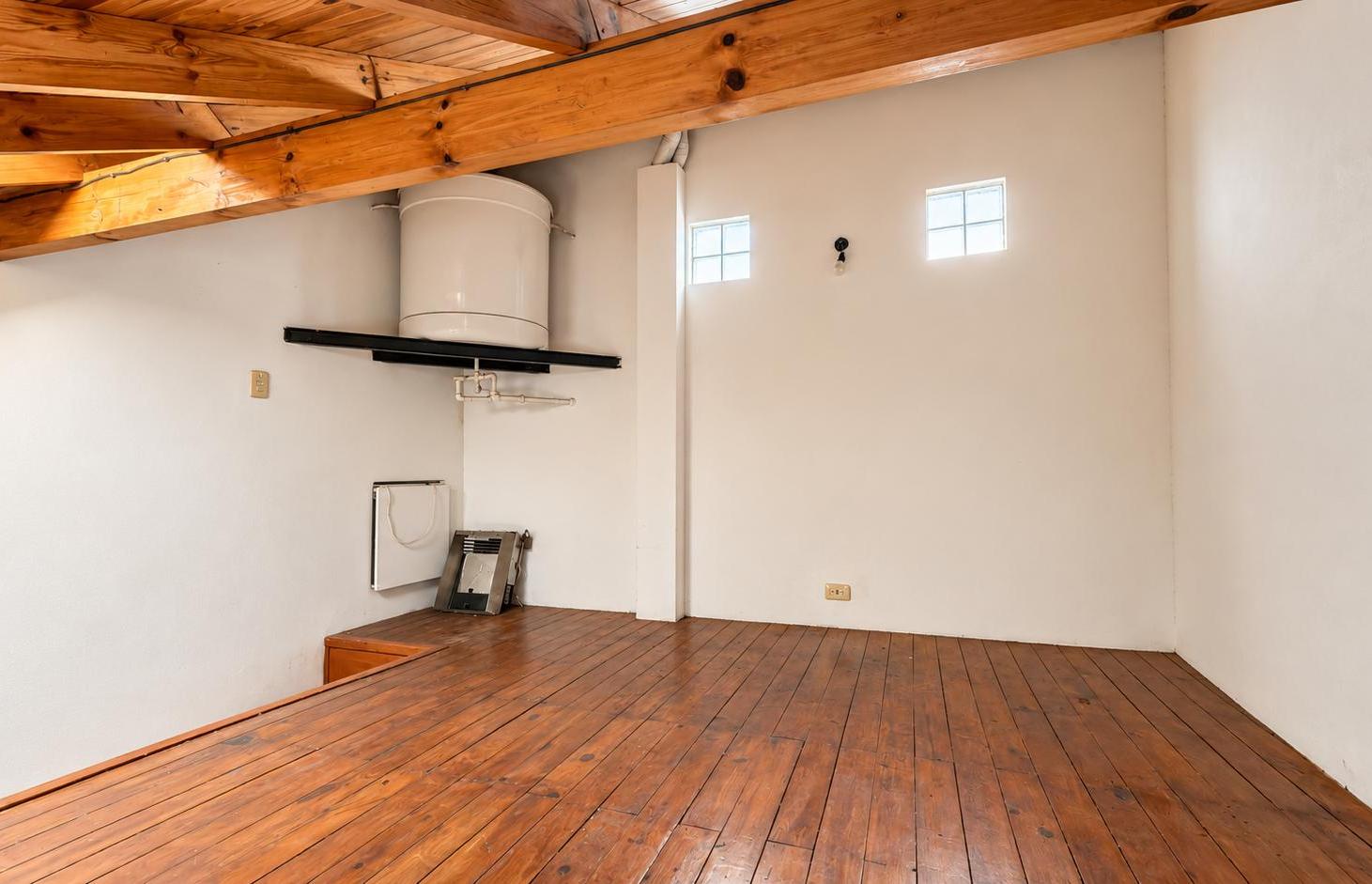Foto de Venta 3 ambientes tipo casa sin expensas financiado, imagen 2