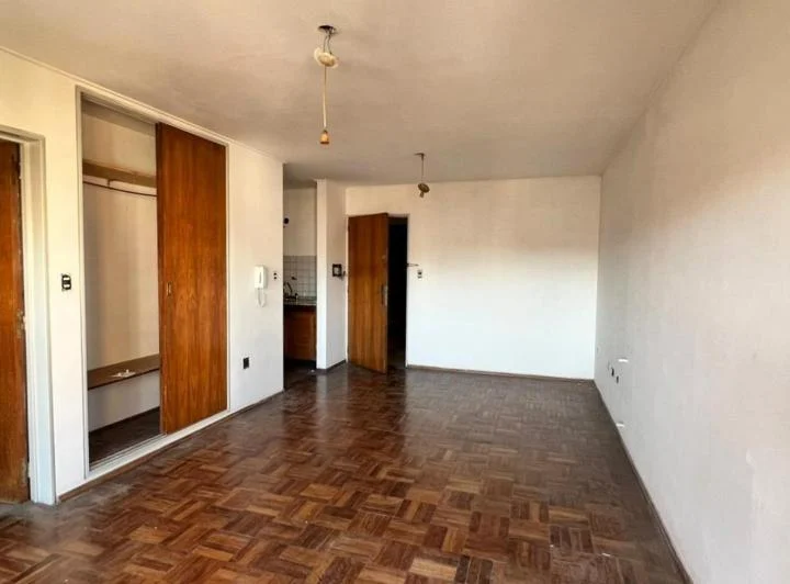 Alquilo Depto Monoambiente  Buenos Aires 330, B° Centro, Cba 1