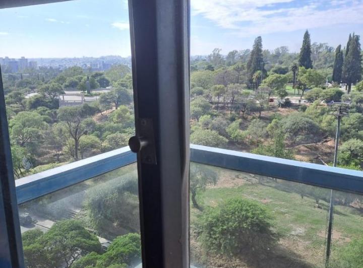 Departamento en Alquiler enfrente al Parque Sarmiento 3