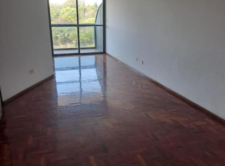 Departamento en Alquiler enfrente al Parque Sarmiento 2
