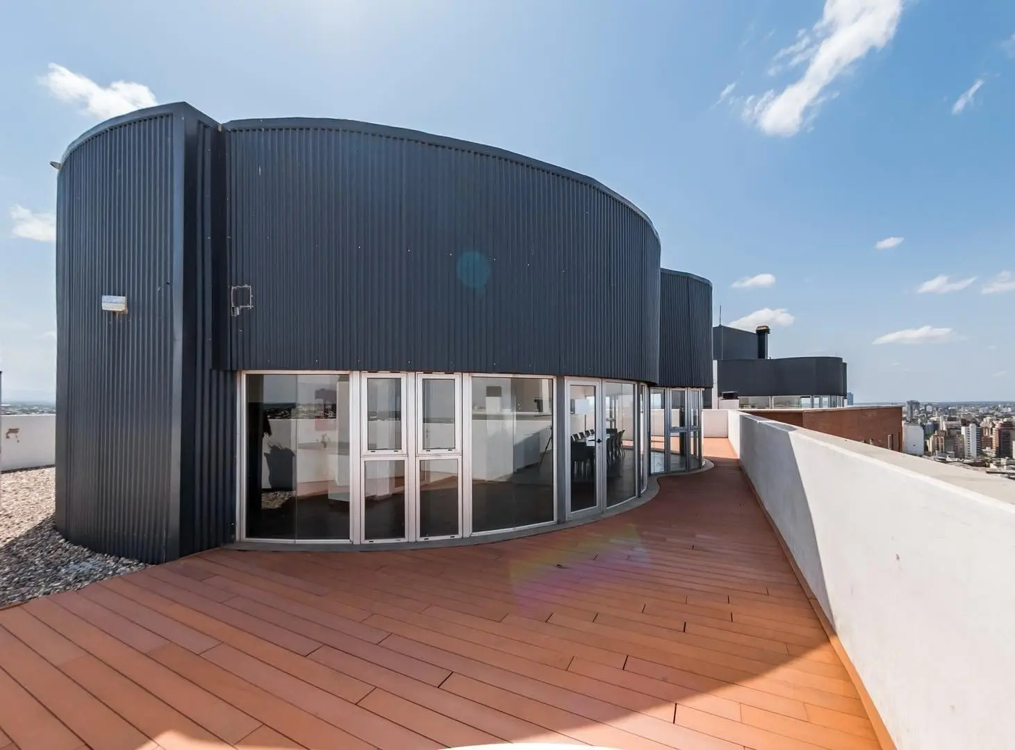 Espectacular Departamento Amoblado en Alquiler Mensual 2