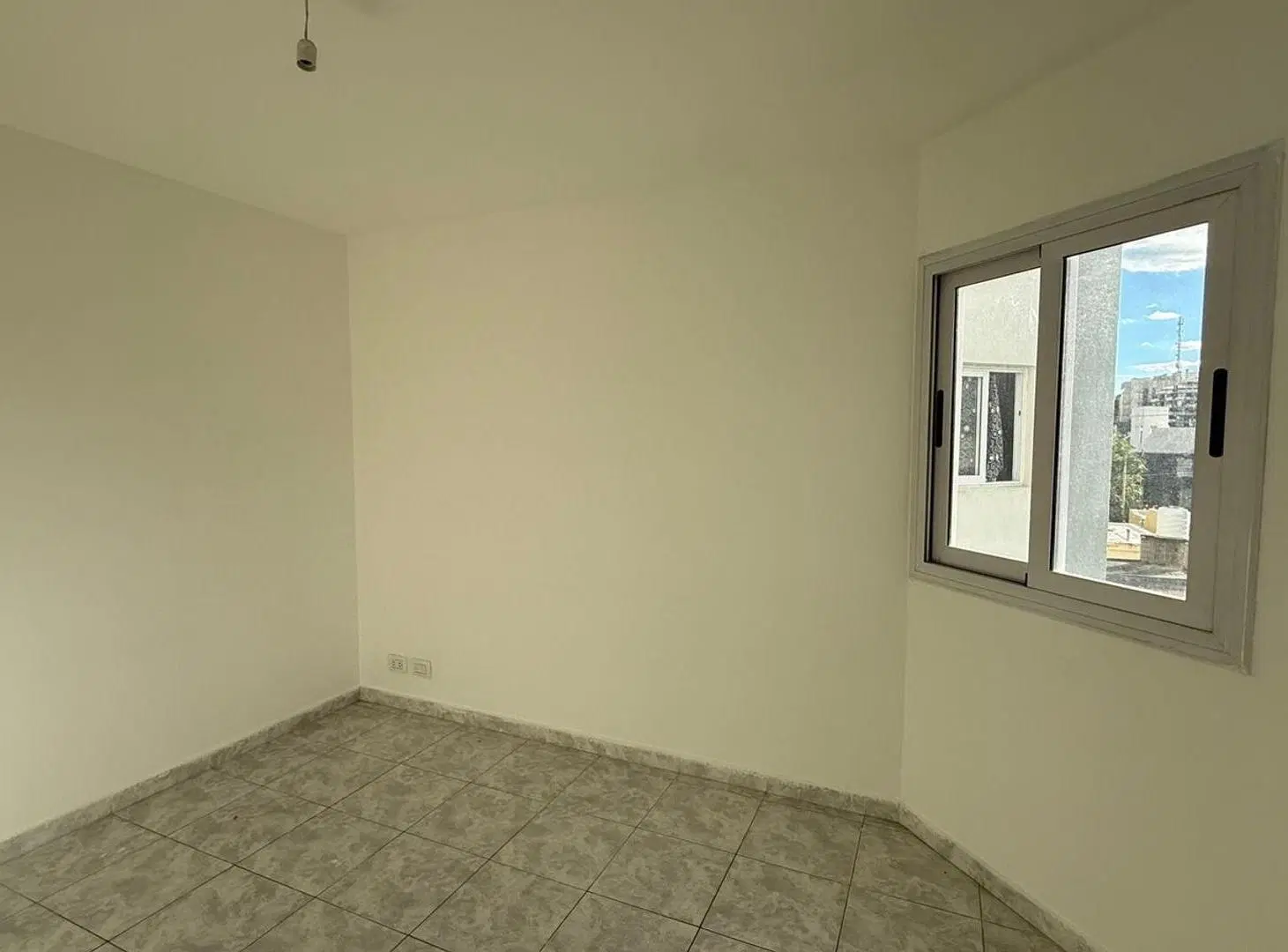 Depto 1 Dormitorio con Balcón en Gral Paz, SUM y Terraza 3