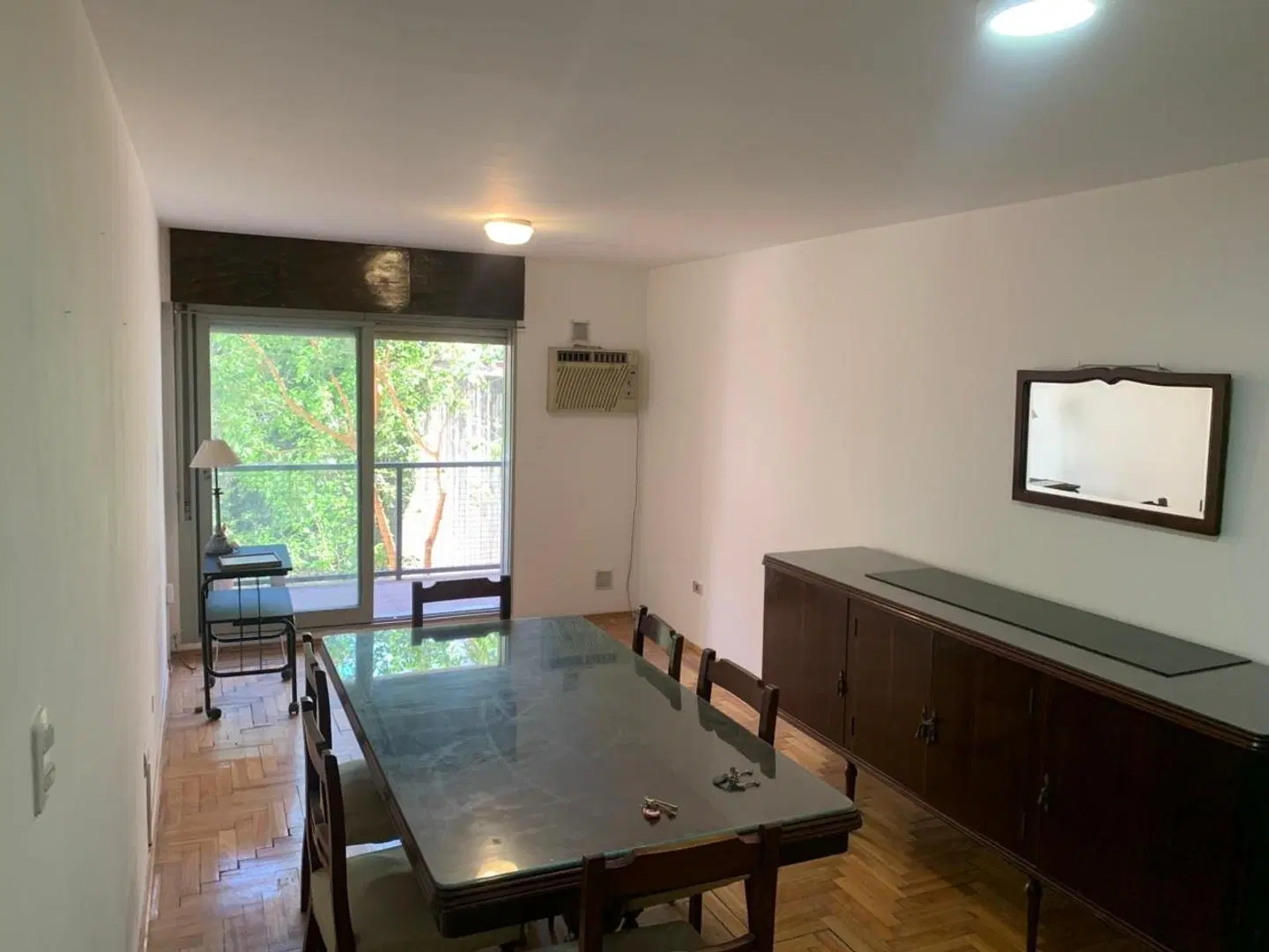 Departamento Dos Dormitorios en Alquiler en B° Centro 3