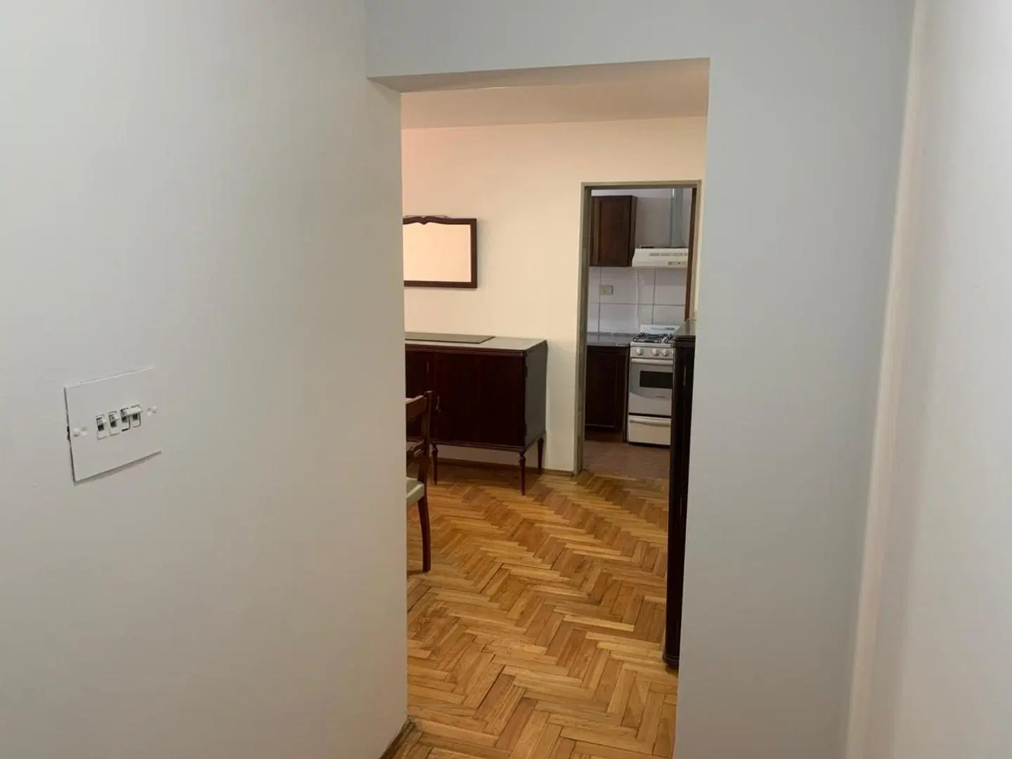 Departamento Dos Dormitorios en Alquiler en B° Centro 1