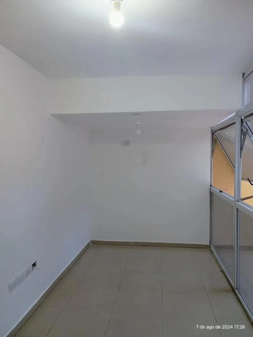 Local Comercial en ALQUILER - en Barrio Güemes 2