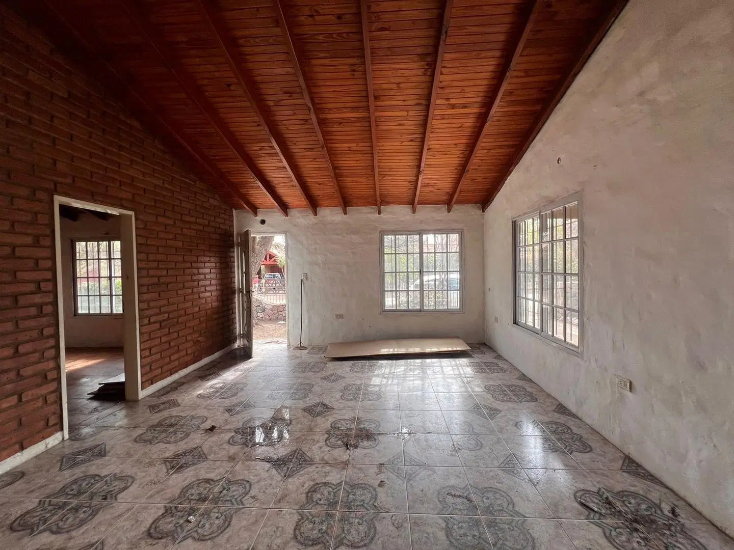 OPORTUNIDAD! CASA EN VENTA CARPINTERIA SAN LUIS 5