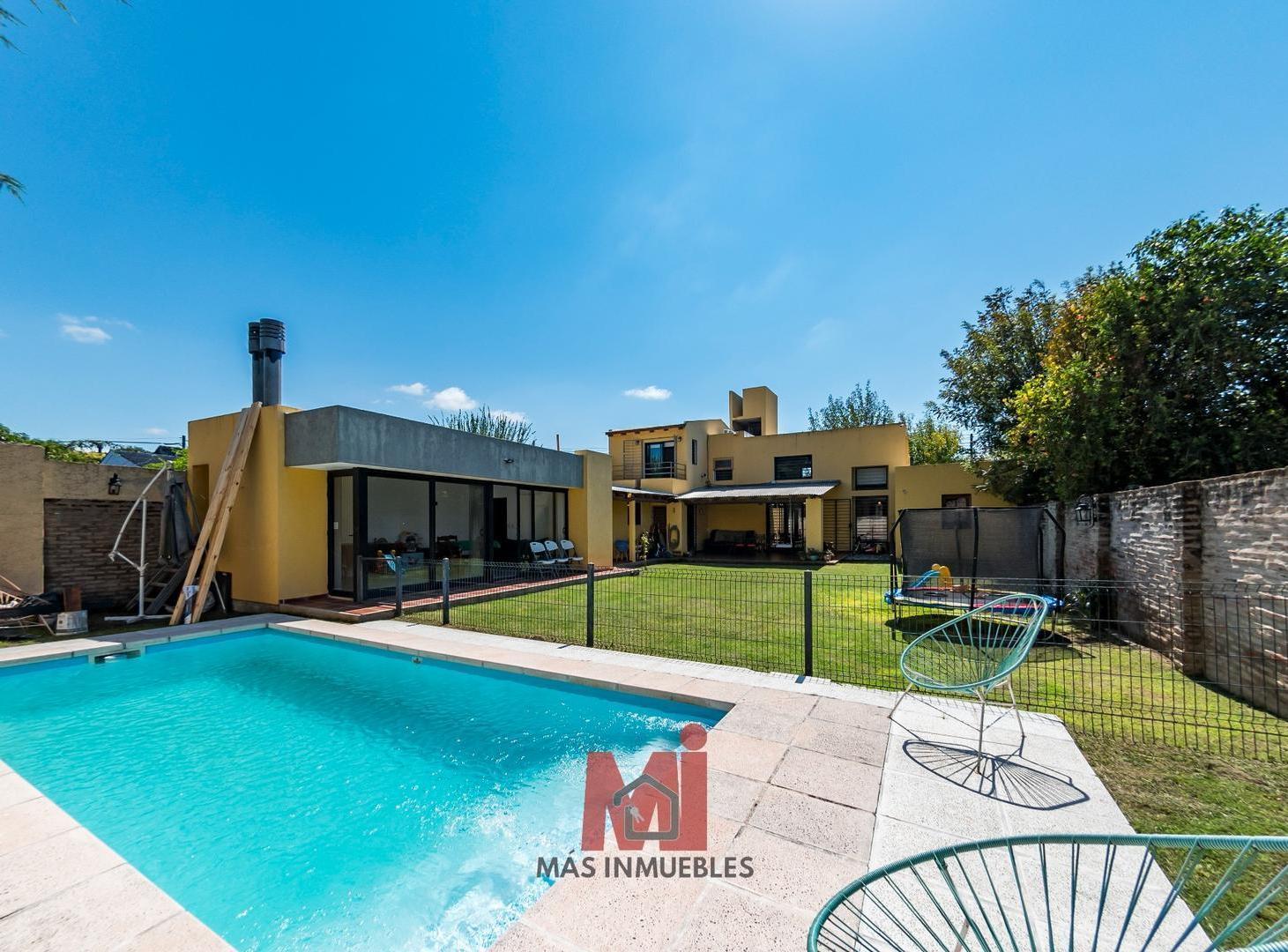 Foto de Hermosa CASA en Venta en B° Granja de Funes, imagen 5