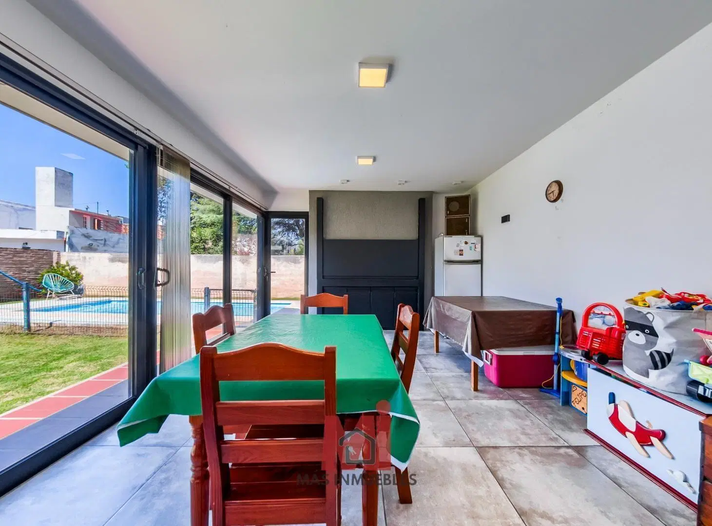 Hermosa CASA en Venta en B° Granja de Funes 3