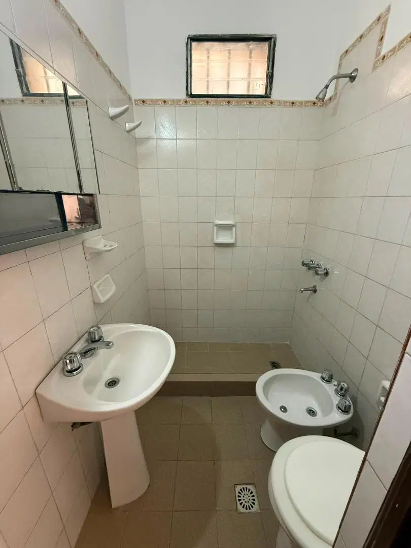 Departamento de un Dormitorio en Alquiler en B° Guemes 5