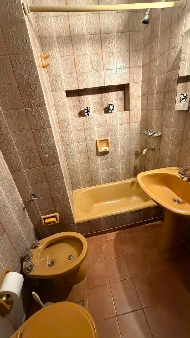 Foto de DEPARTAMENTO EN VENTA IDEAL INVERSIÓN EN EL CENTRO, imagen 3