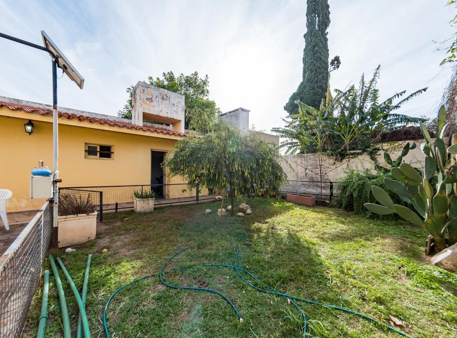 Foto de Casa Super Amplia en Venta en B° San Vicente, imagen 1