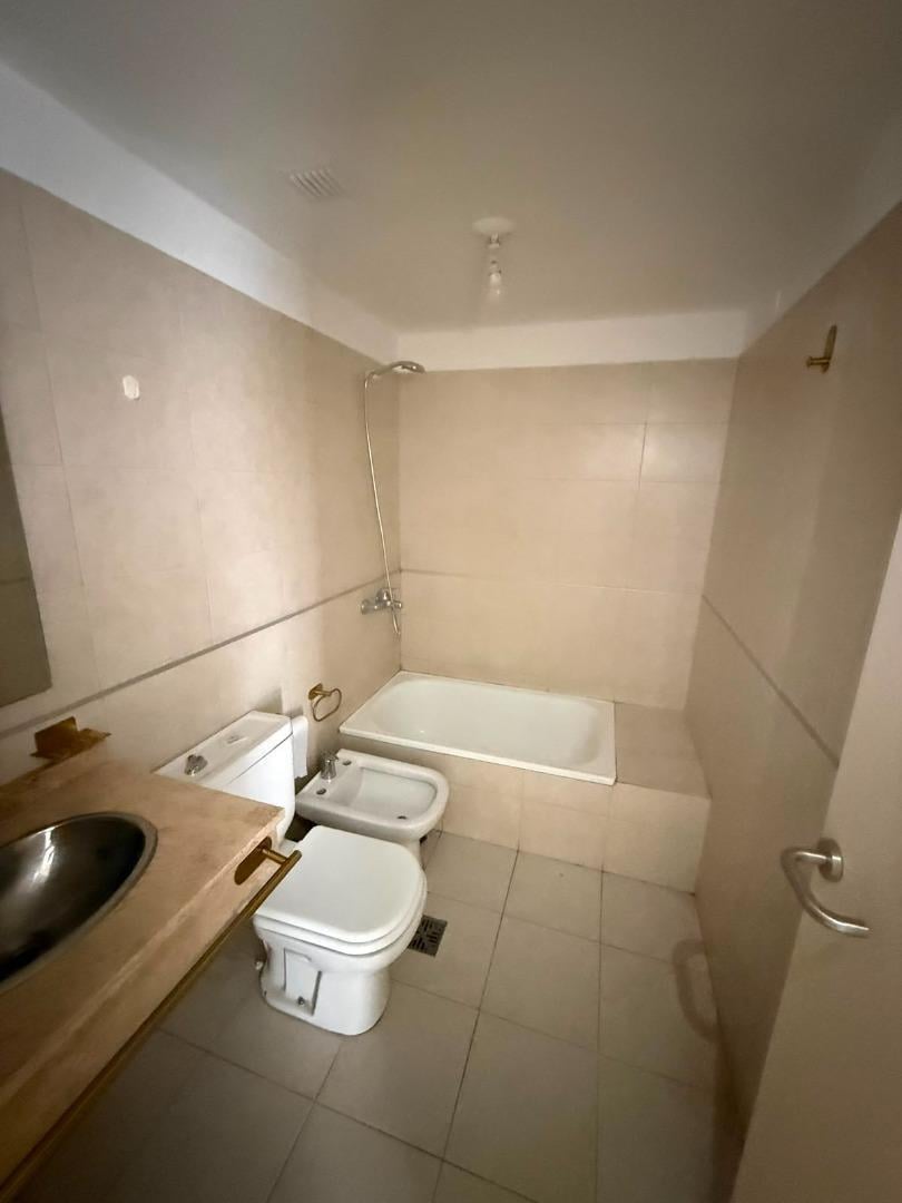 Foto de DEPARTAMENTO EN VENTA | EDIFICIO CORAL STATE, imagen 5