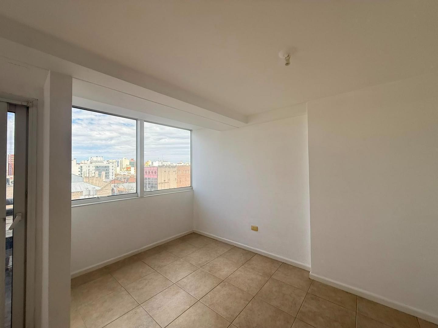 Foto de DEPARTAMENTO EN VENTA | EDIFICIO CORAL STATE, imagen 1