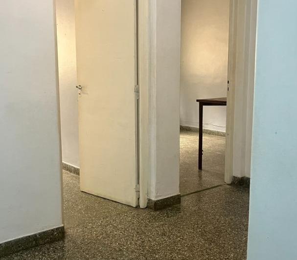 SE ALQUILA CASA CENTRICA EN POSADAS 5