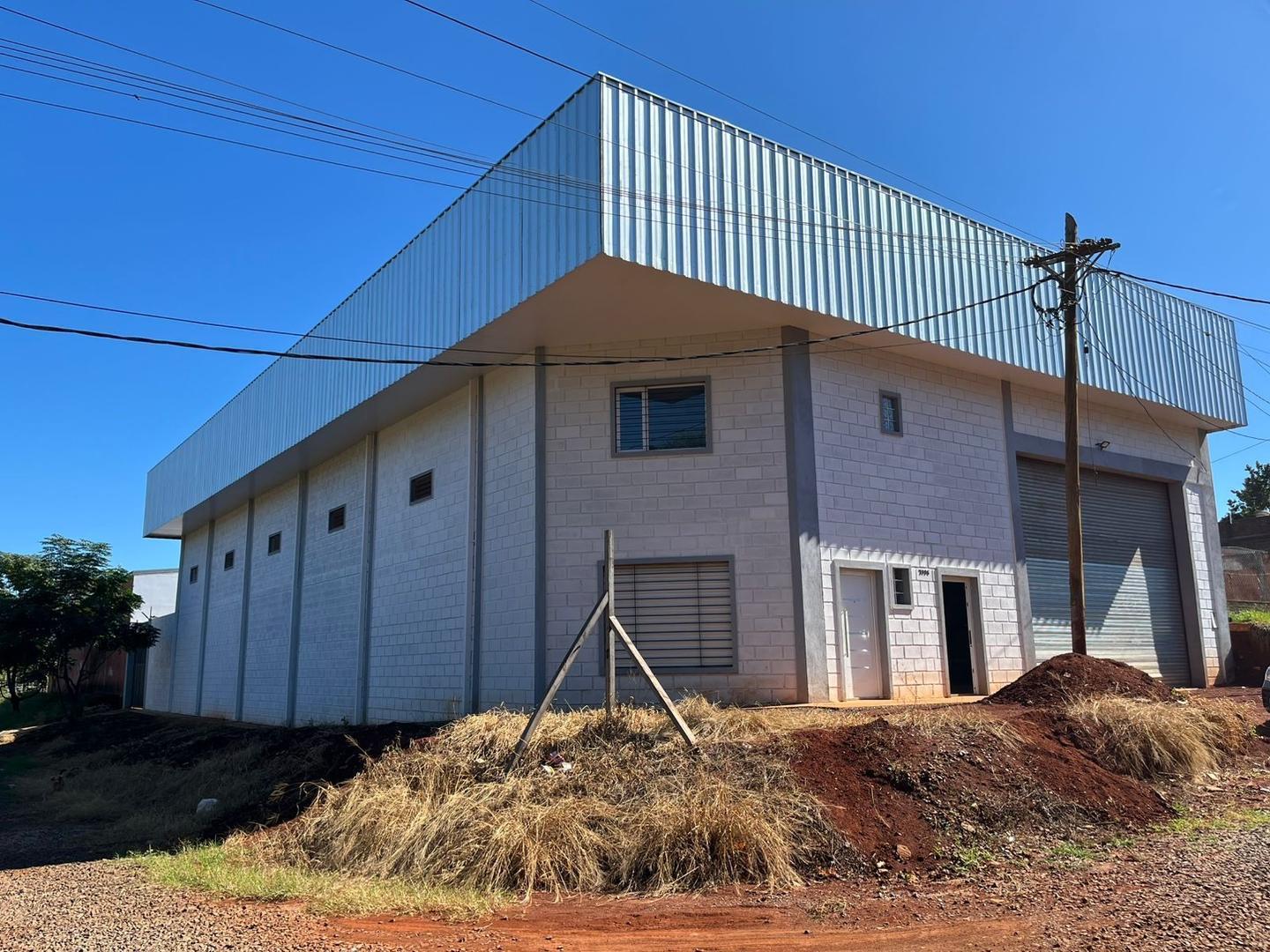 (A390)  ESPECTACULAR DEPOSITO CON OFICINAS A ESTRENAR