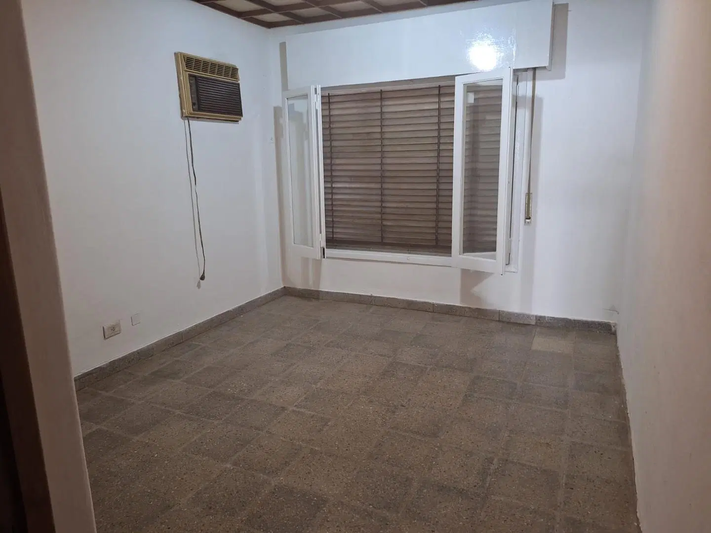 (A399) Casa céntrica y amplia 3