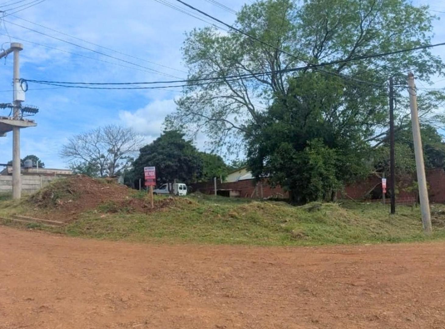 Foto de (V169) TERRENO EN ESQUINA IDEAL PARA VIVIENDA - GARUPA, imagen 3