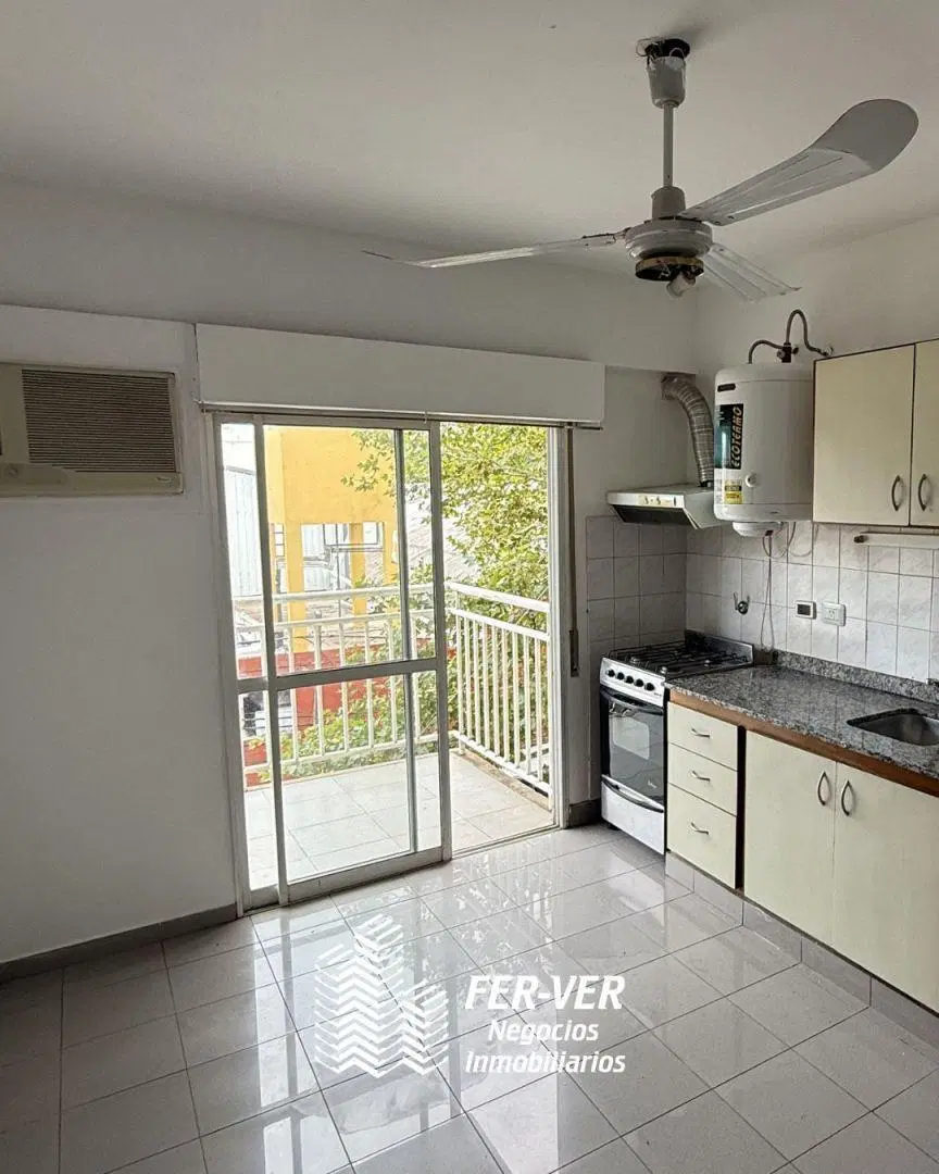 VENTA. DEPARTAMENTO CENTRICO 2 DORMITORIOS 4