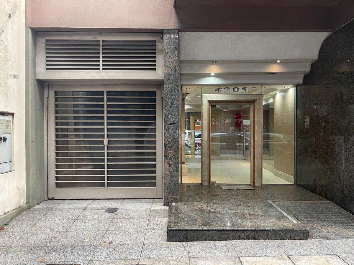 DEPTO, 3 AMBIENTES, CON PATIO Y PARRILLA , AMUEBLA