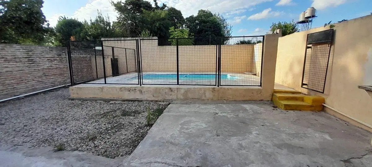 VENTA-CASA 3 AMB- A METROS DE LAGUNA-CHASCOMÚS 5