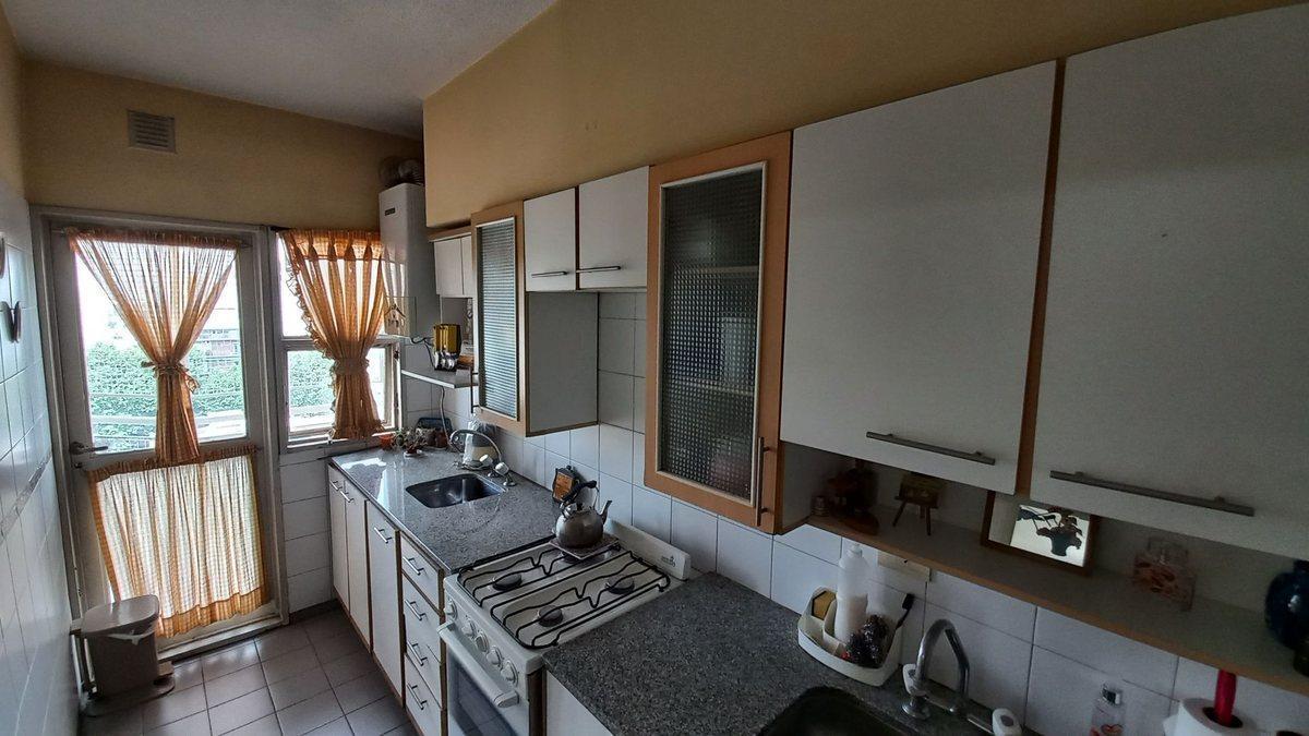VENTA DEPTO. 3 AMBIENTES 9º PISO SUPER LUMINOSO