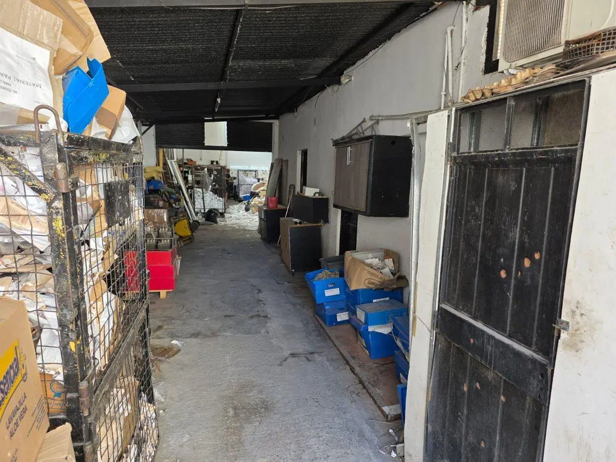 VENTA DE DEPOSITO INTERNO EN LANUS OESTE 3
