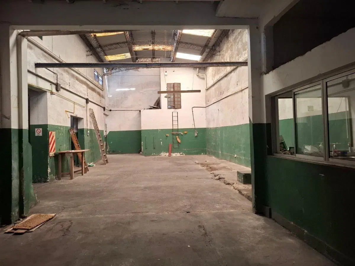 VENTA GALPON 1200 MTS.  - LANÚS OESTE 4
