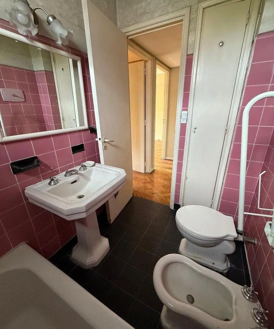 VENTA , DEPARTAMENTO 4AMB CON BALCÓN AL FRENTE 5