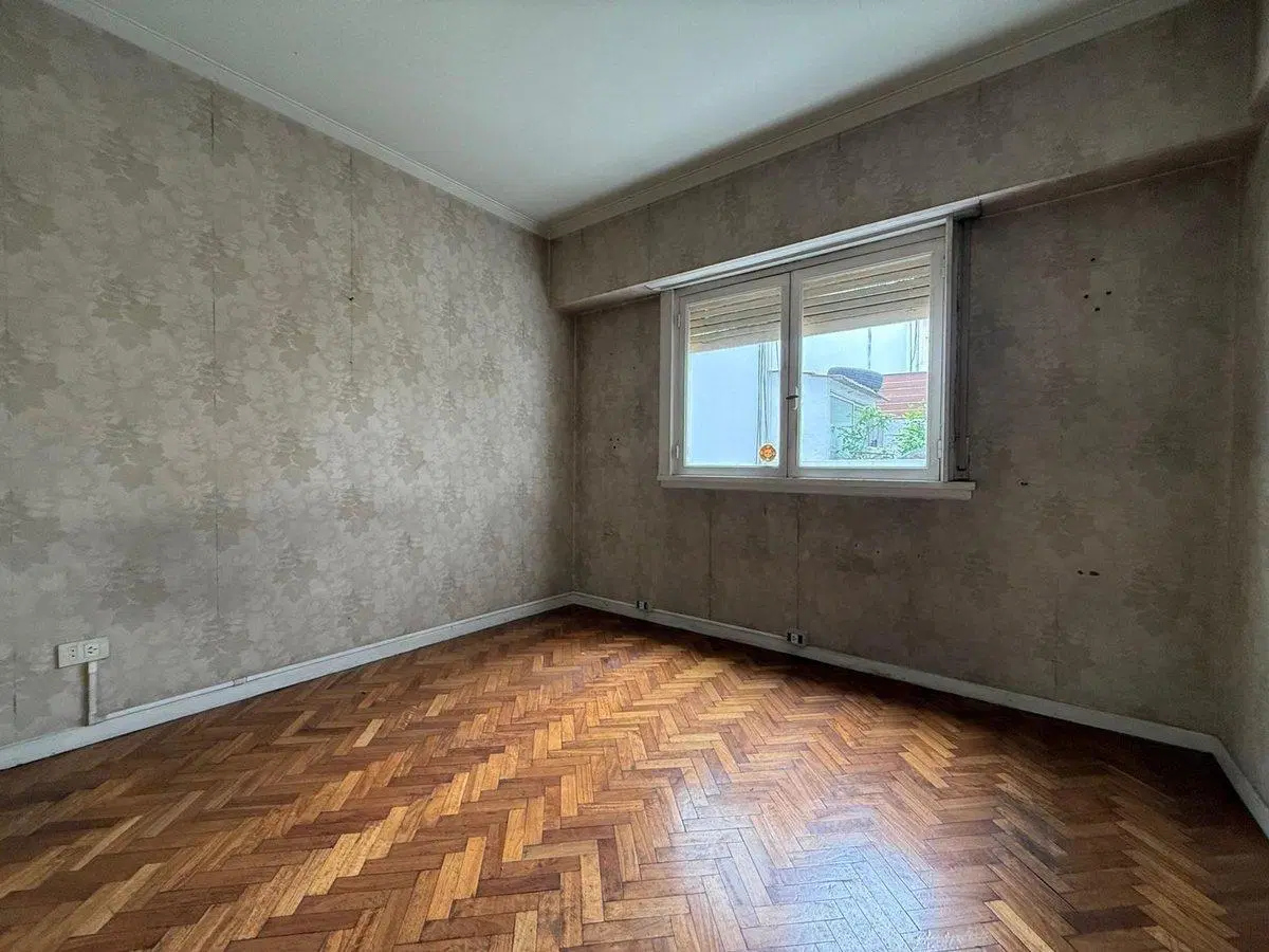 VENTA , DEPARTAMENTO 4AMB CON BALCÓN AL FRENTE 4