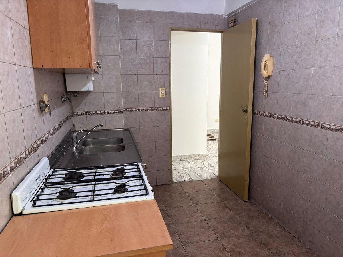Foto de VENTA 2 AMB CON COCHERA EN BALVANERA, imagen 5