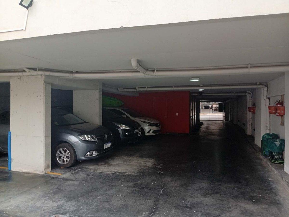 Foto de VENTA MONOAMBIENTE C/COCHERA Y BAULERA EN FLORES, imagen 3