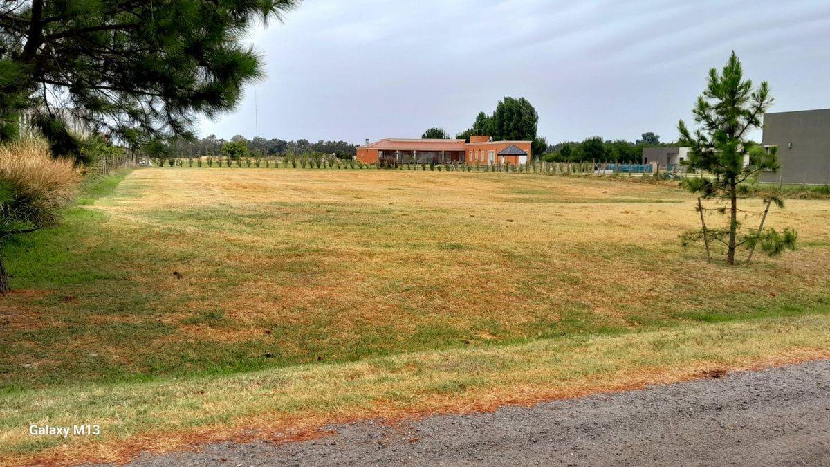 VENTA-LOTE 1750 M2-BARRIO EL MIRADOR-CNEL BRANDSEN