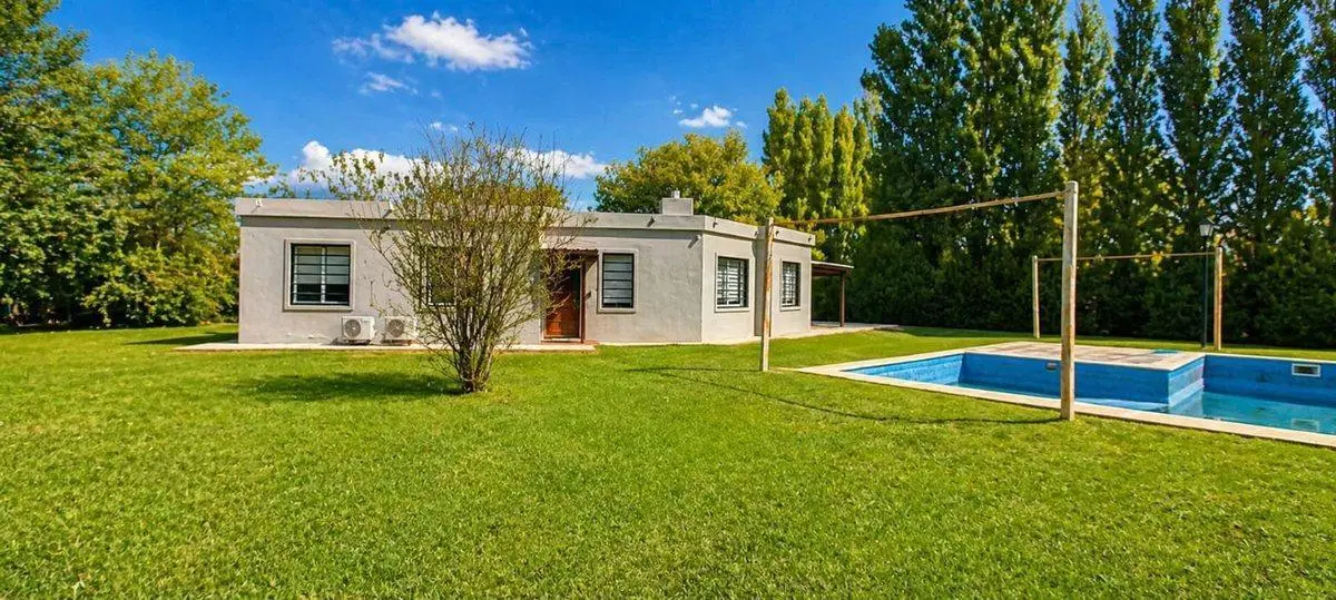 VENTA CASA 3 AMB SOBRE LOTE 2400 MTS-CHASCOMÚS 3