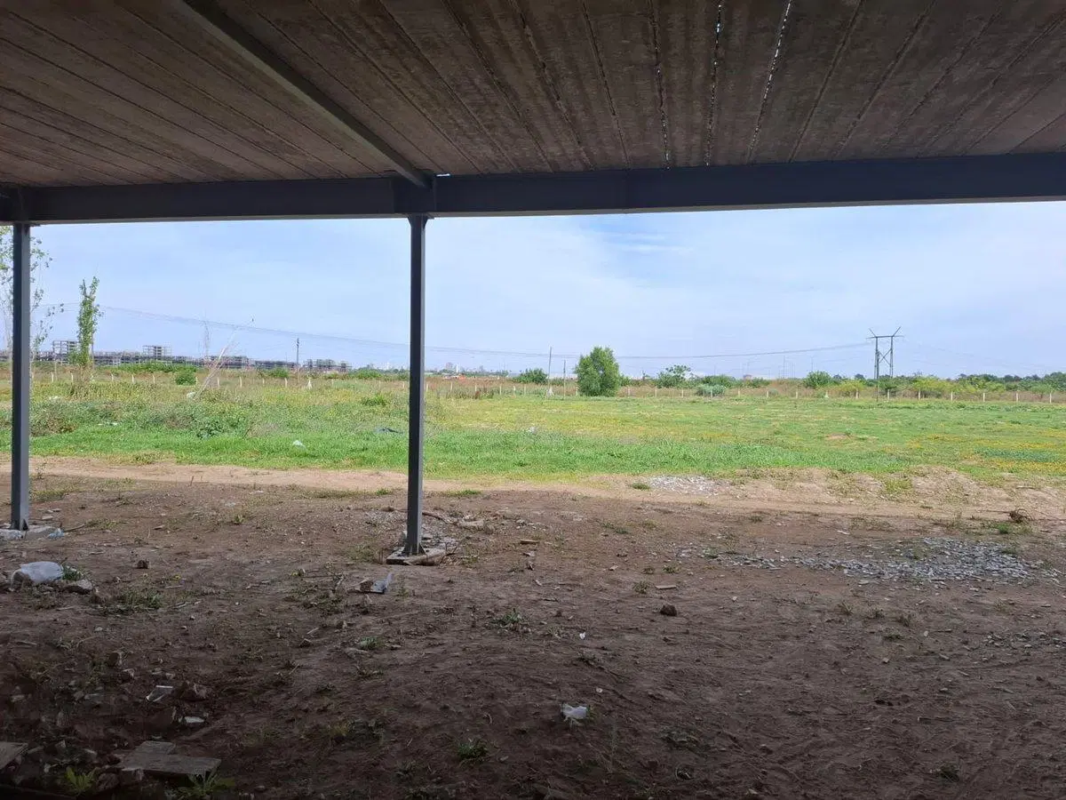 VENTA GALPONES Y LOTE LIBRE - POLO HUDSON 2