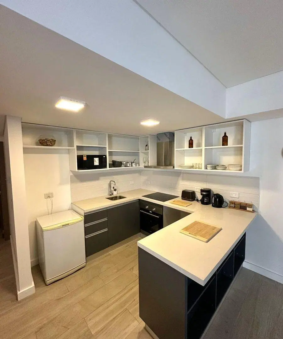 VENTA MONOAMBIENTE C/ BALCON EN MONSERRAT 4