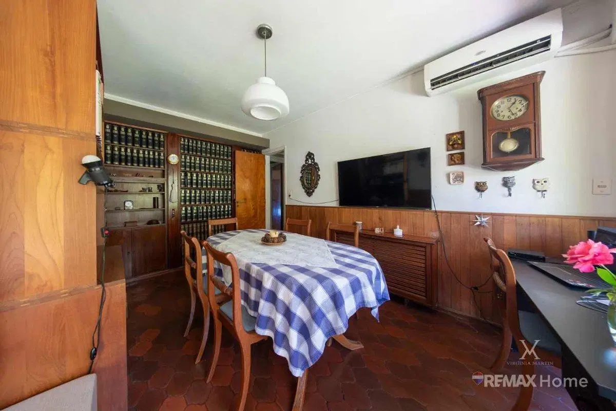 VENTA DE CASA 5 AMB C/COCHERA SAN ISIDRO 4