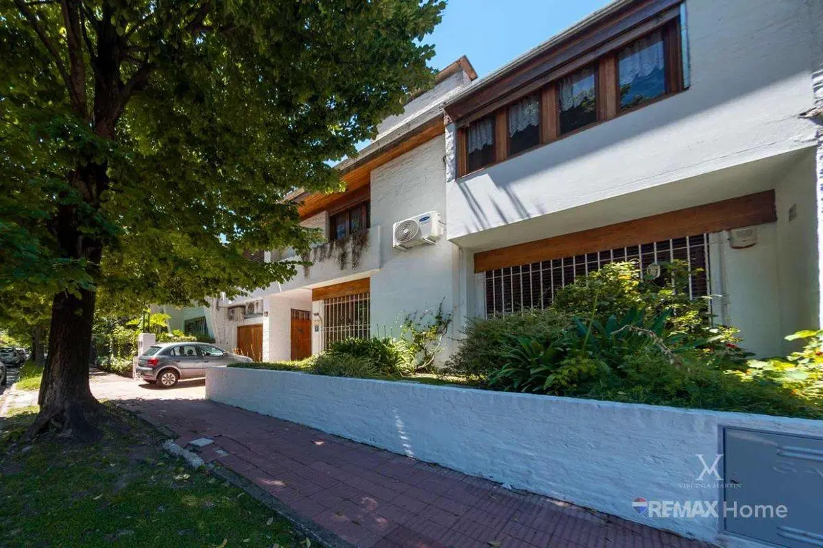 VENTA DE CASA 5 AMB C/COCHERA SAN ISIDRO 2