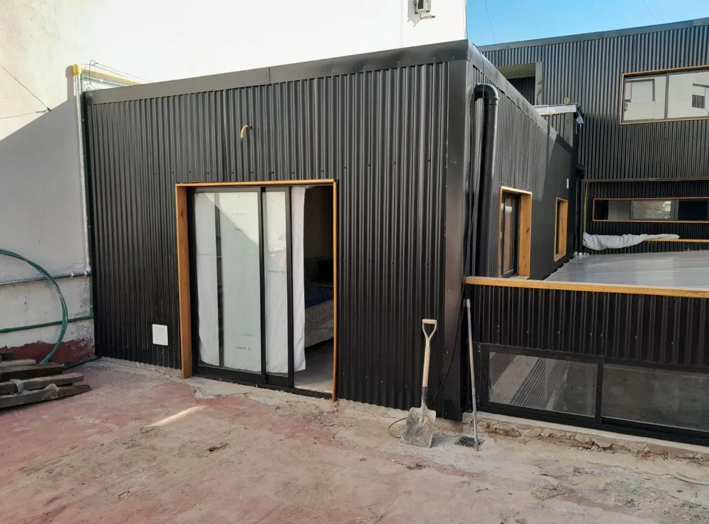ALQUILER LOCAL CON OFICINAS  - SAN TELMO 5