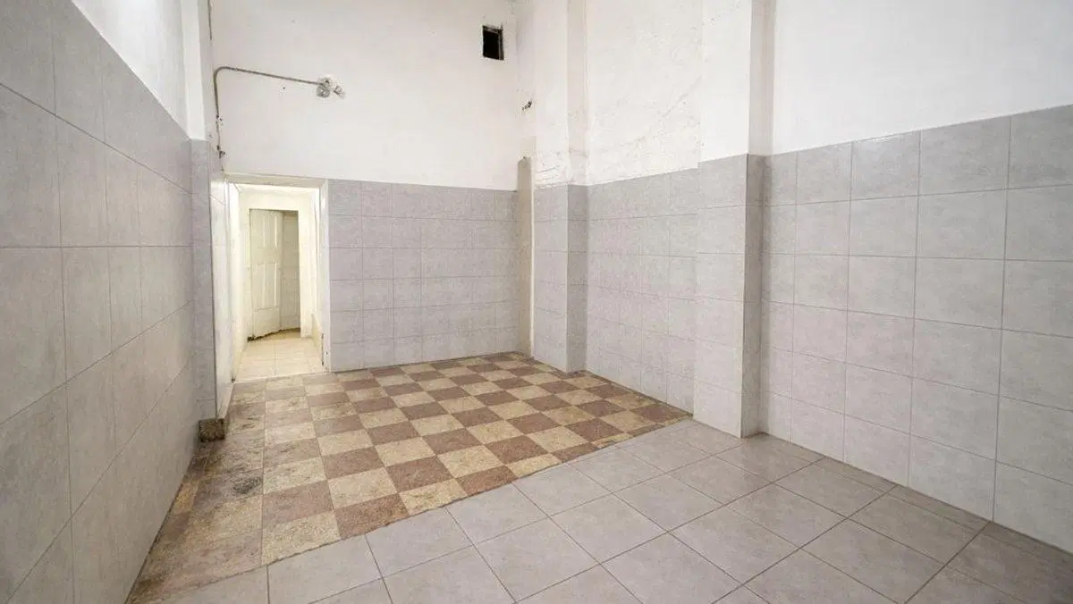 ALQUILER LOCAL COMERCIAL EN SAN NICOLAS 5