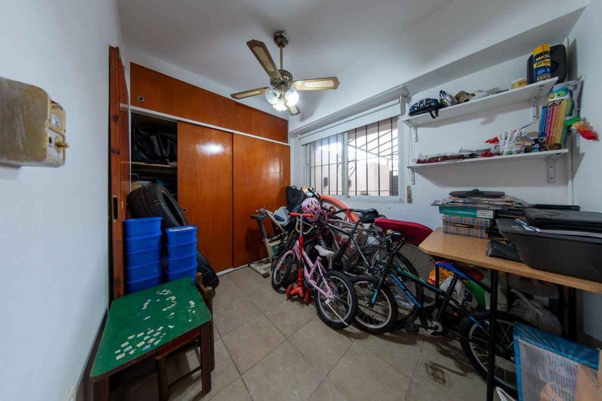Foto de VENTA CASA 168 M2-A.CREDITO-R. DE ESCALADA- LANUS, imagen 2