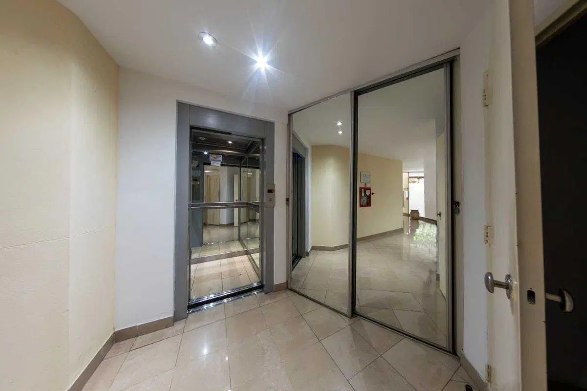 Venta dpto duplex 2 amb. al frente c/ balcon 3