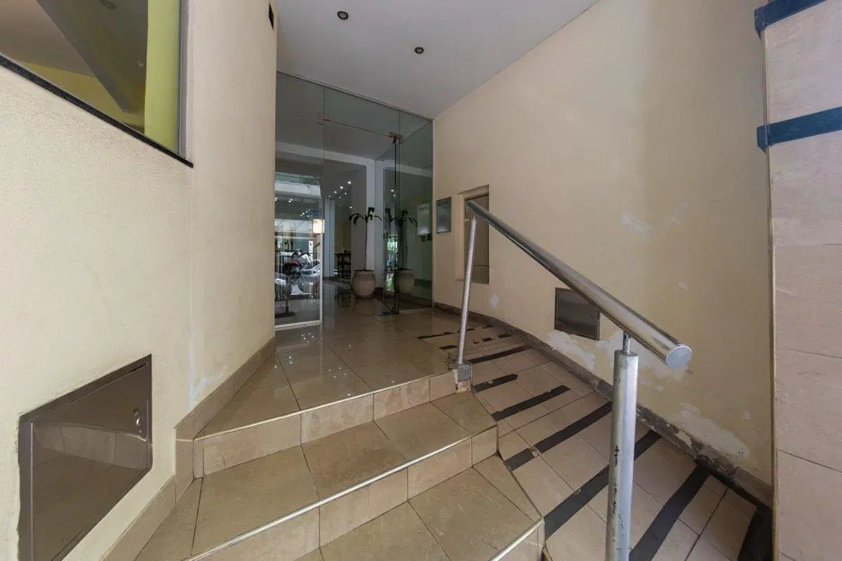 Venta dpto duplex 2 amb. al frente c/ balcon 4