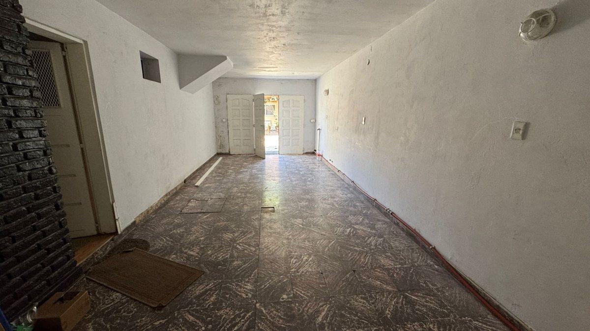 Foto de VENTA DOS CASAS CON LOTE PROPIO - LOMAS DE ZAMORA, imagen 1