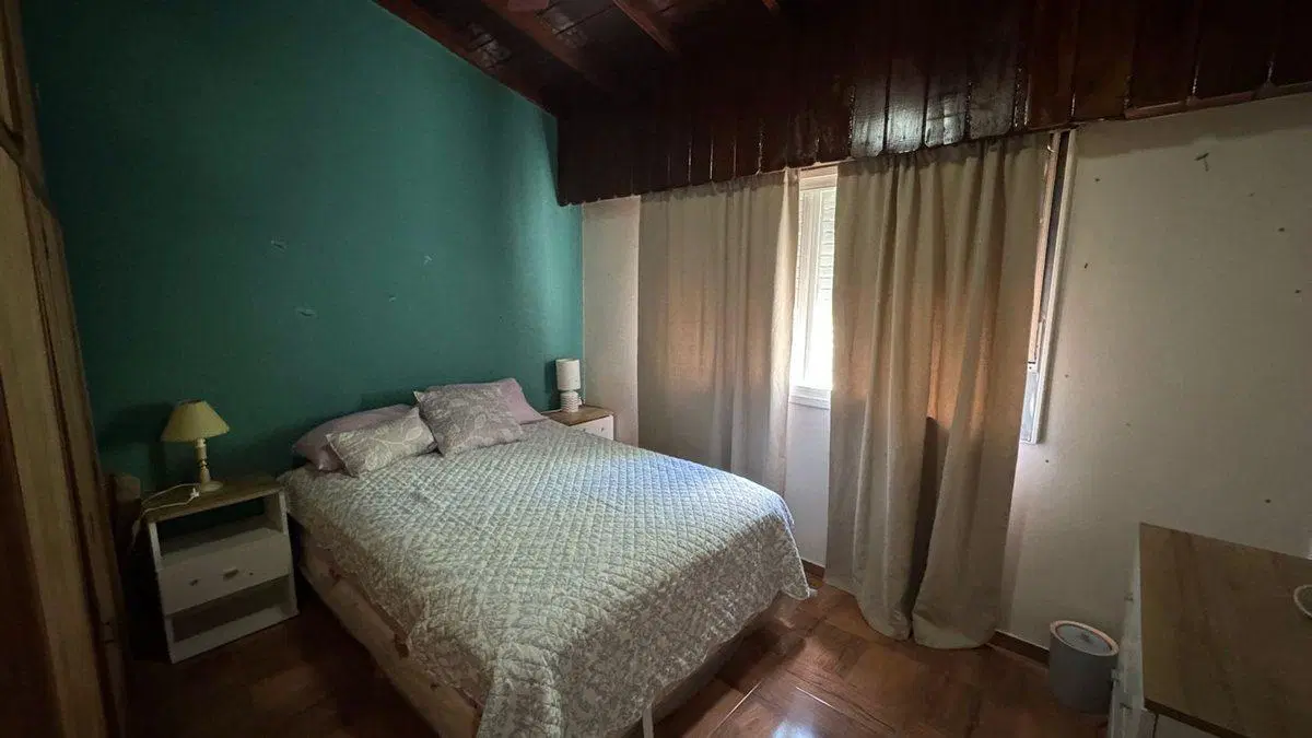 VENTA DOS CASAS CON LOTE PROPIO - LOMAS DE ZAMORA 3