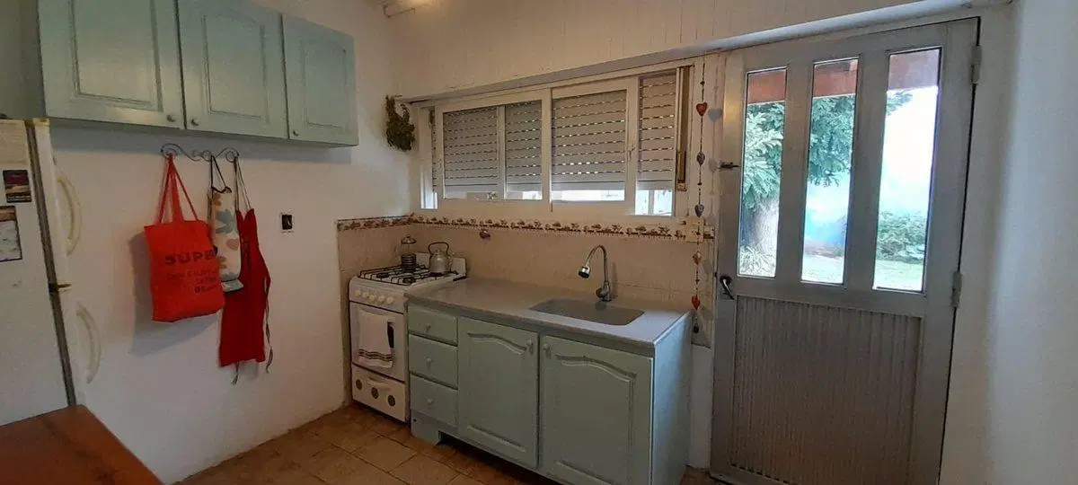 VENTA-CASA 3 AMB. C/ DEPTO. CASI CENTRO- CHASCOMÚS 4