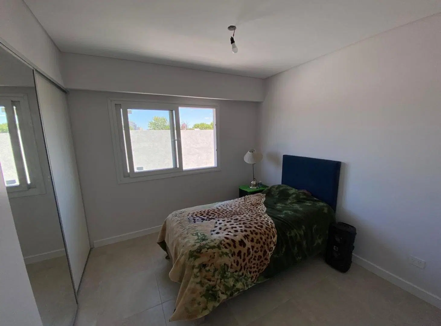 VENTA TRIPLEX A ESTRENAR C/COCHERA Y TERRAZA 2