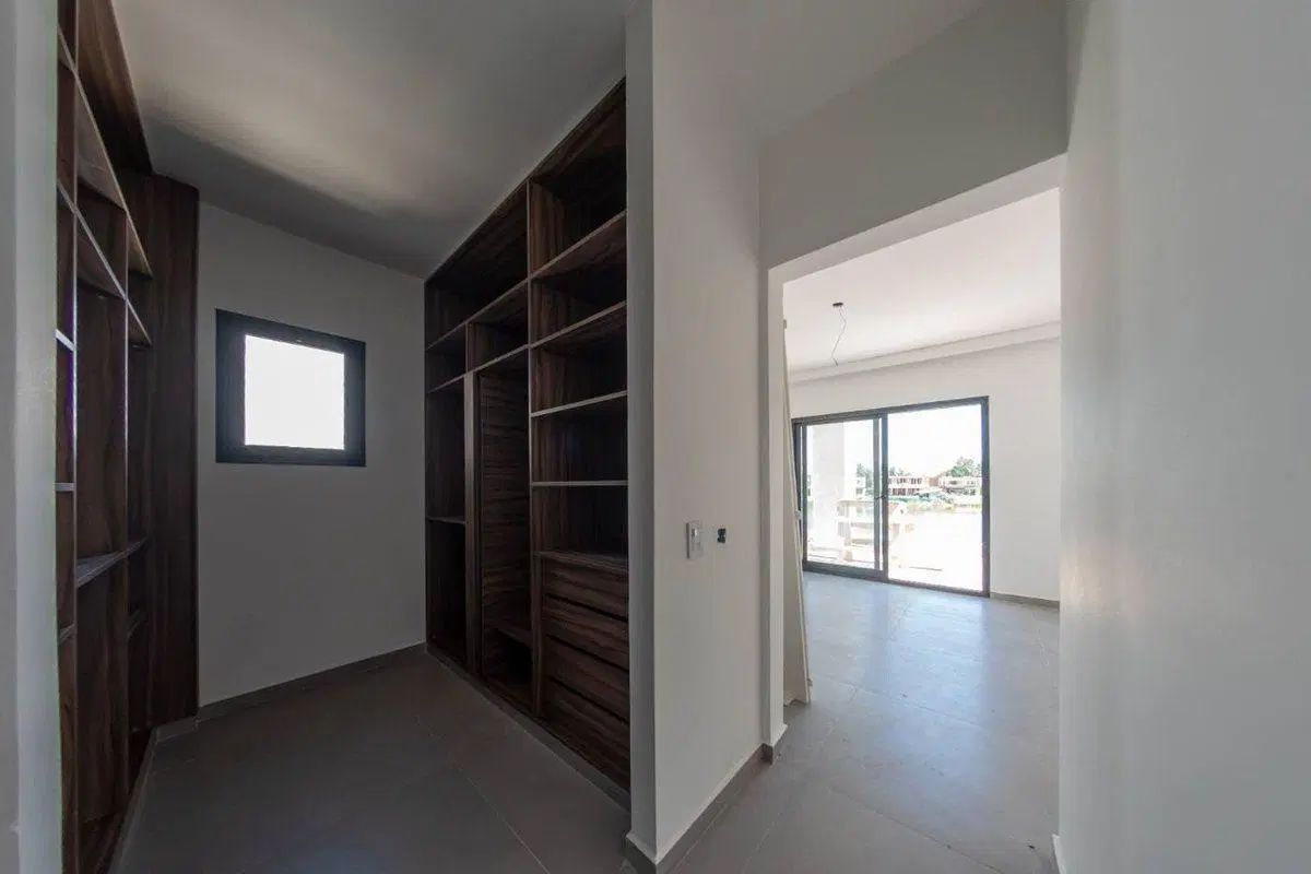 VENTA CASA 6 AMB  LAGUNA SANTA ANA TIGRE BENAVIDES 5