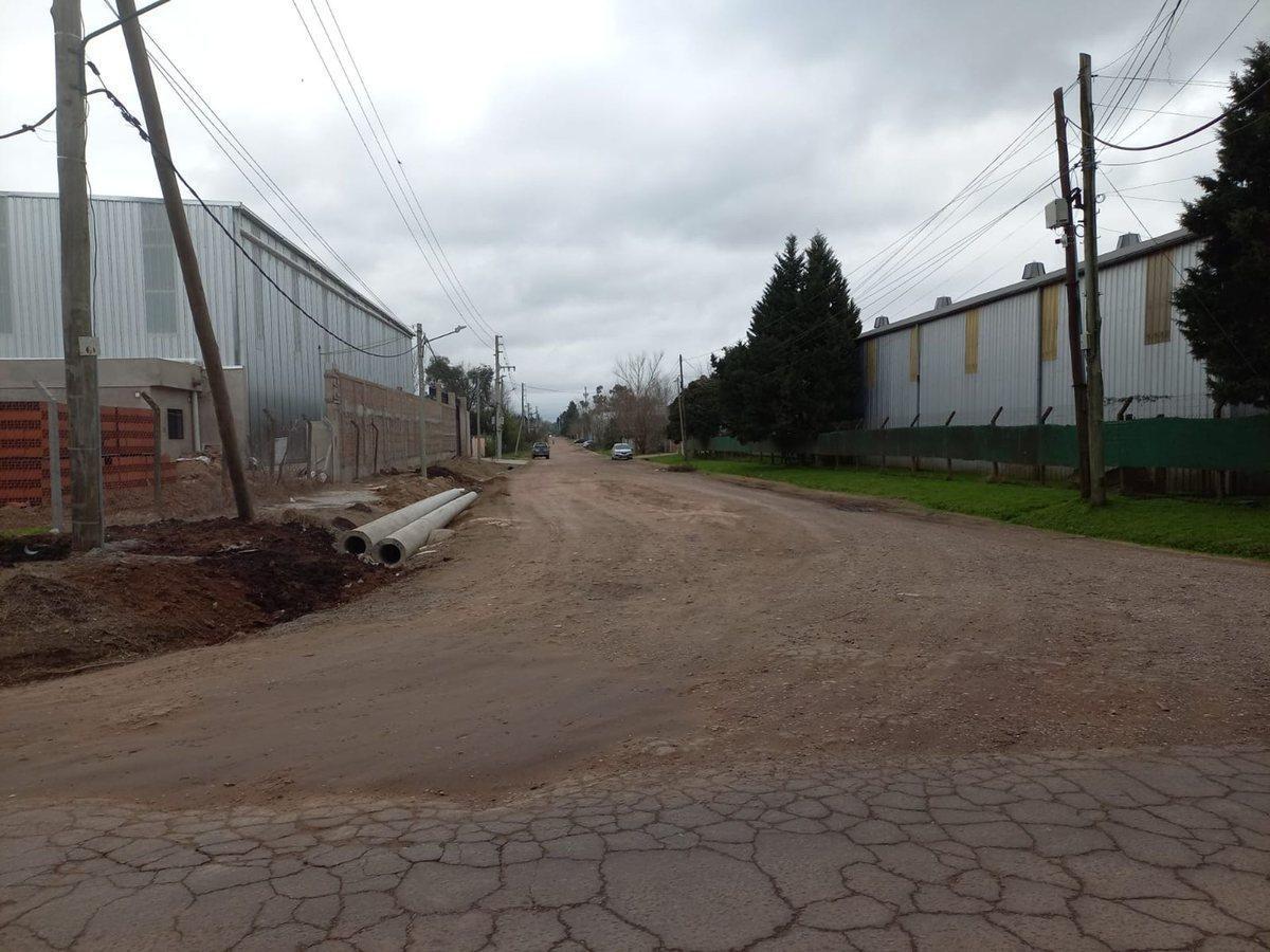 Venta Terreno Fracción Industrial Pilar 2.387 m2